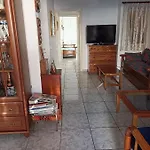 Unique & Cozy Seaview Apartment. 公寓 路特奇