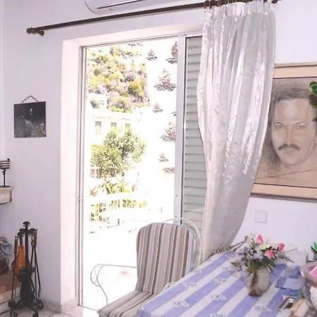 Unique & Cozy Seaview Apartment. Loutráki