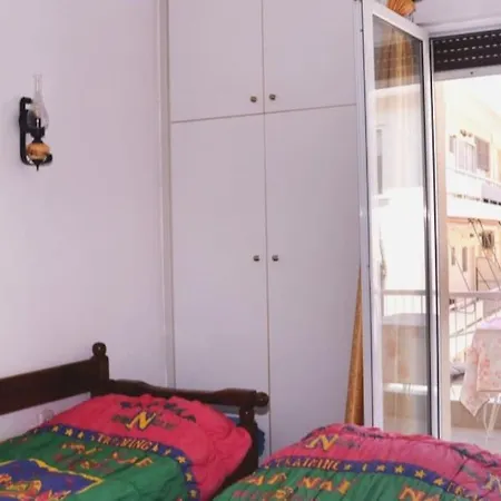 Unique & Cozy Seaview Apartment. *