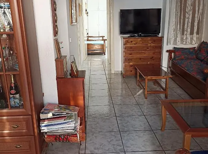 Unique&cozy Seaview Apartment. Apartament Loutráki